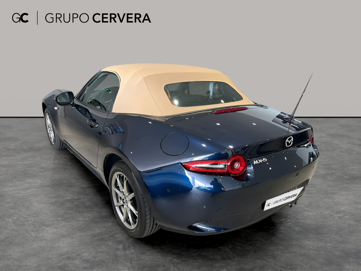 Mazda MX-5 1.5 SKYACTIV-G MT Kazari 97 KW (132 CV)