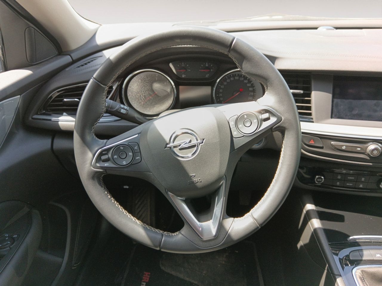 Opel Insignia 1.6 CDTi ecoTEC D Selective - foto 8