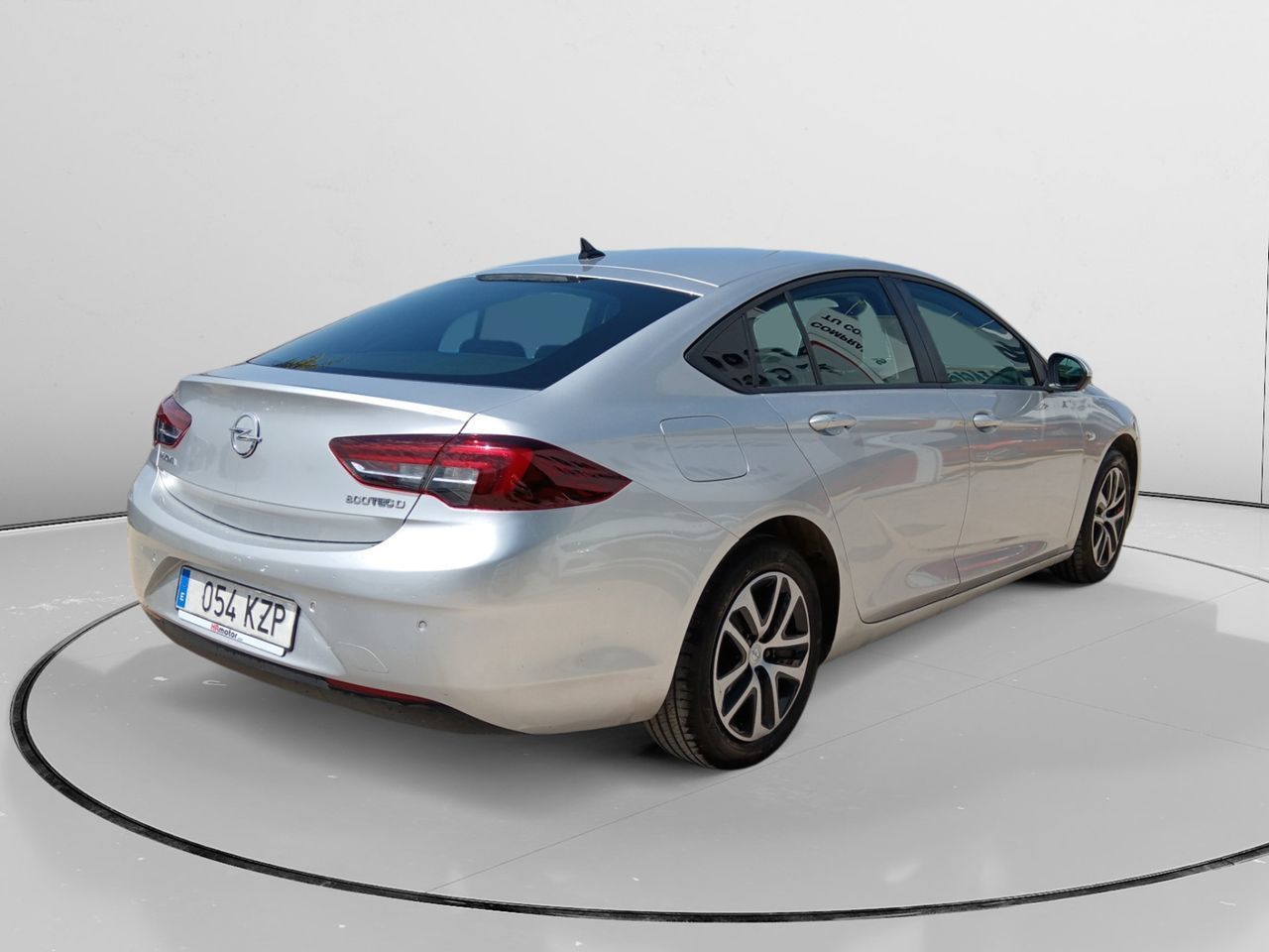 Opel Insignia 1.6 CDTi ecoTEC D Selective - foto 2
