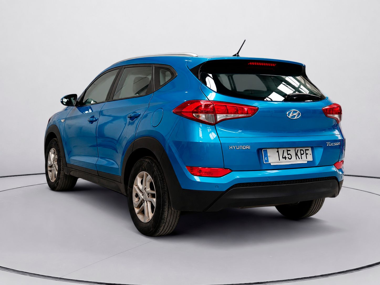 Hyundai Tucson 1.7 CRDi BlueDrive Essence 4x2 - foto 5
