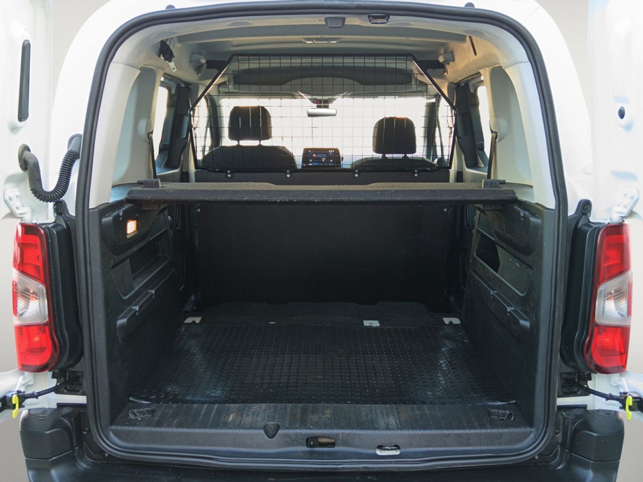 Peugeot Rifter PureTech 110 Active Pack Standard - foto 11