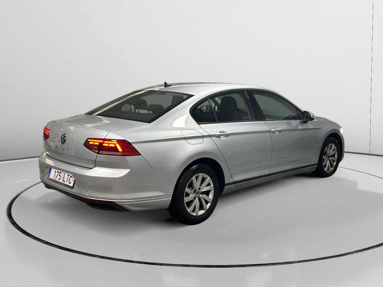Volkswagen Passat Business 2.0 TDI - foto 3
