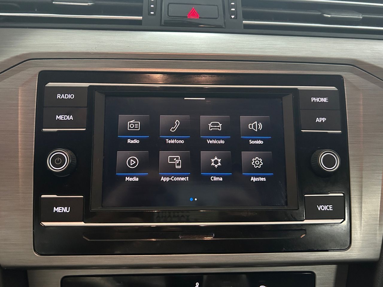 Volkswagen Passat Business 2.0 TDI - foto 17