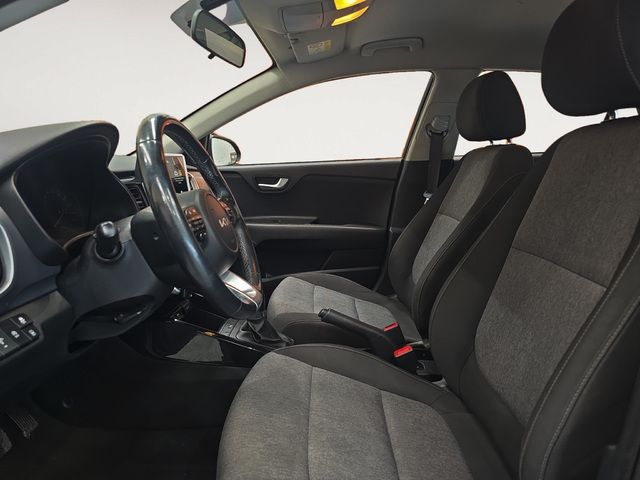 Kia Stonic 1.0 T-GDi GT Line - foto 8