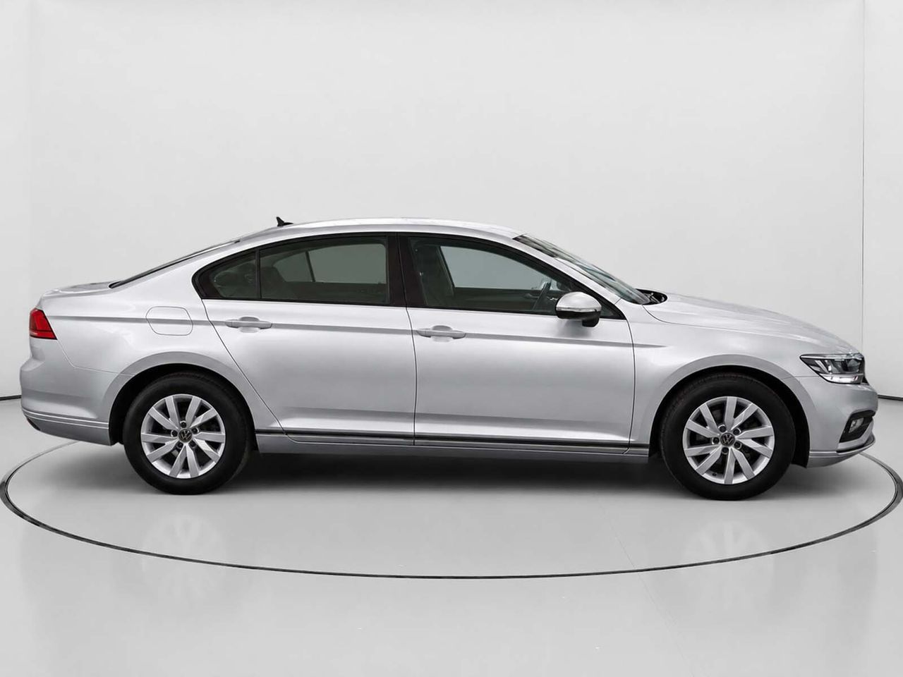 Volkswagen Passat Business 2.0 TDI DSG - foto 2