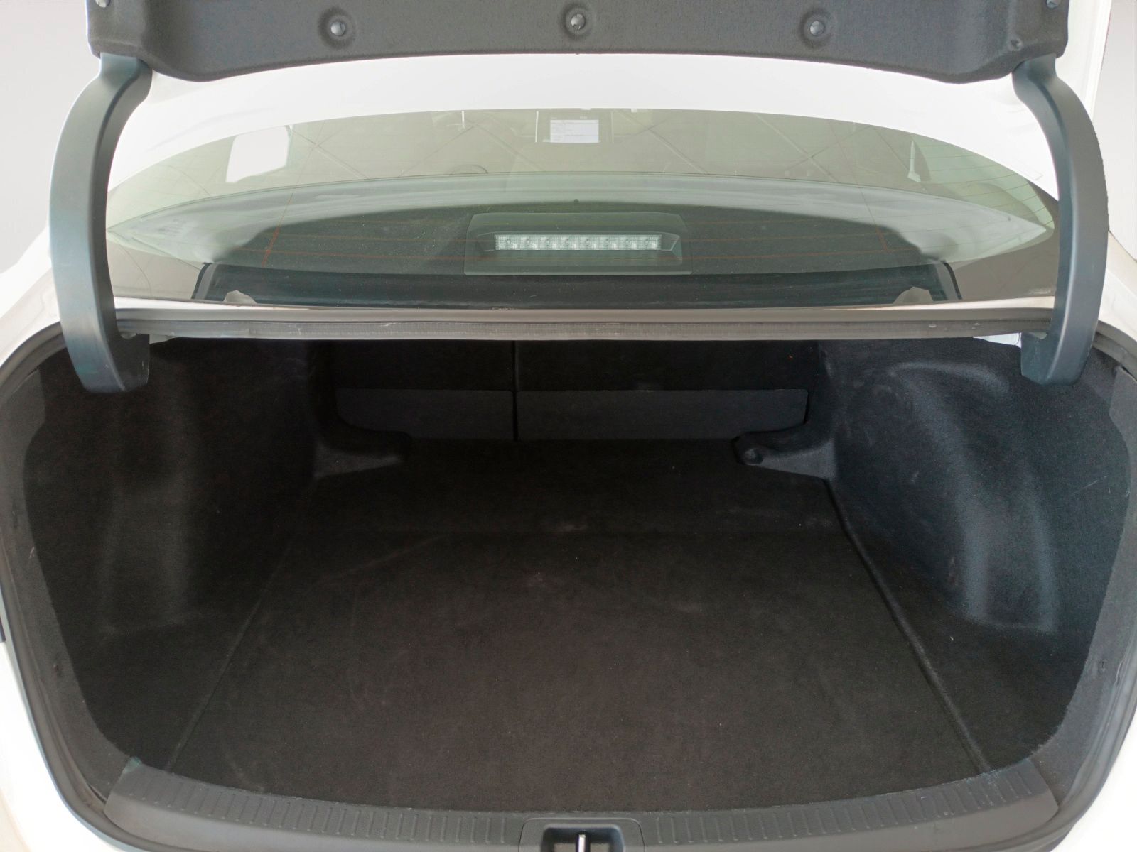 Toyota Corolla 1.5 Sedan - foto 14