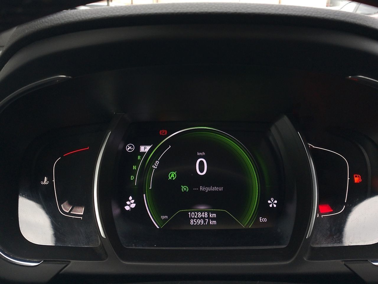 Renault Scénic Life Energy TCe EDC - foto 14