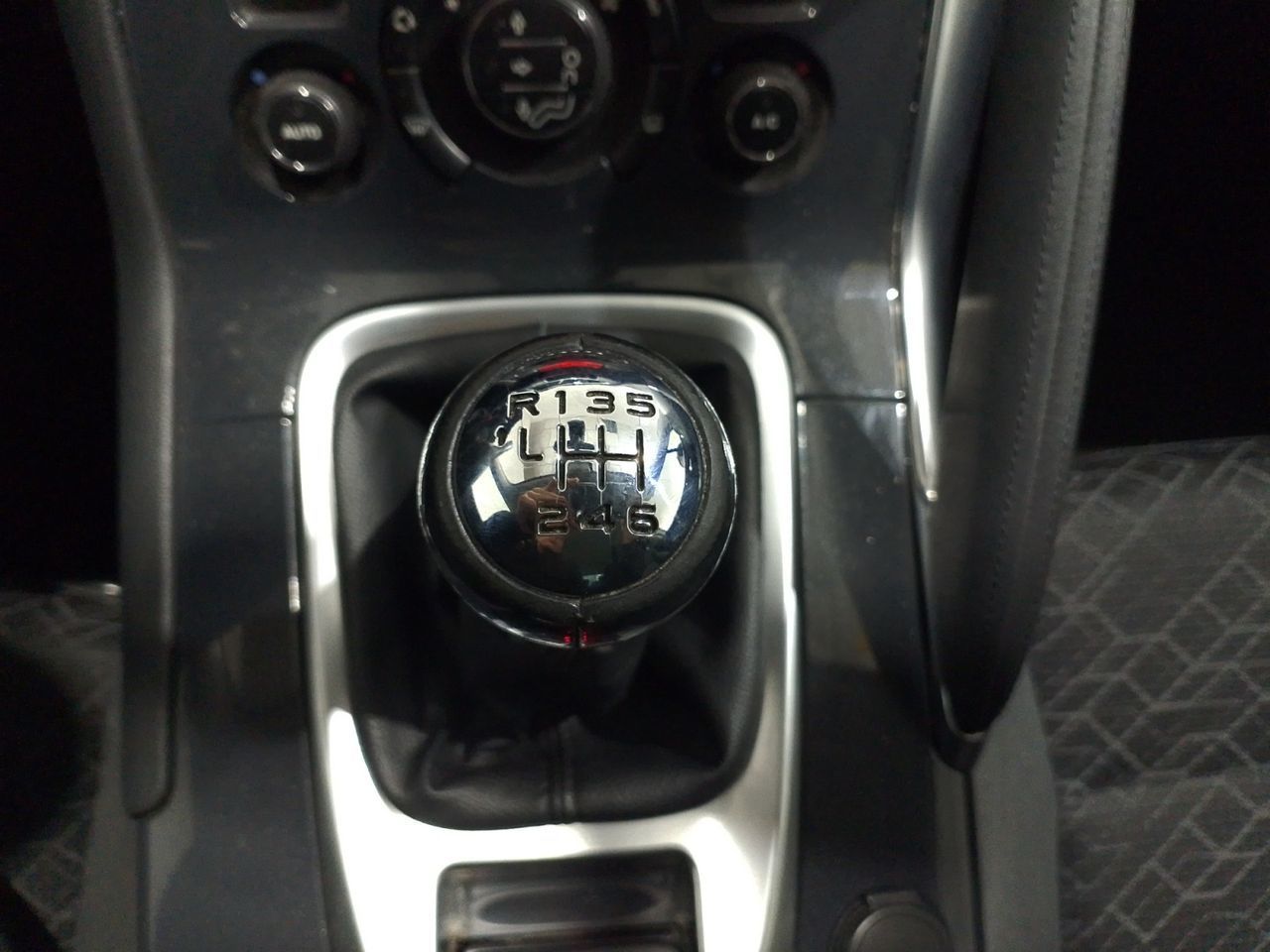Peugeot 3008 1.2 PureTech Style - foto 13