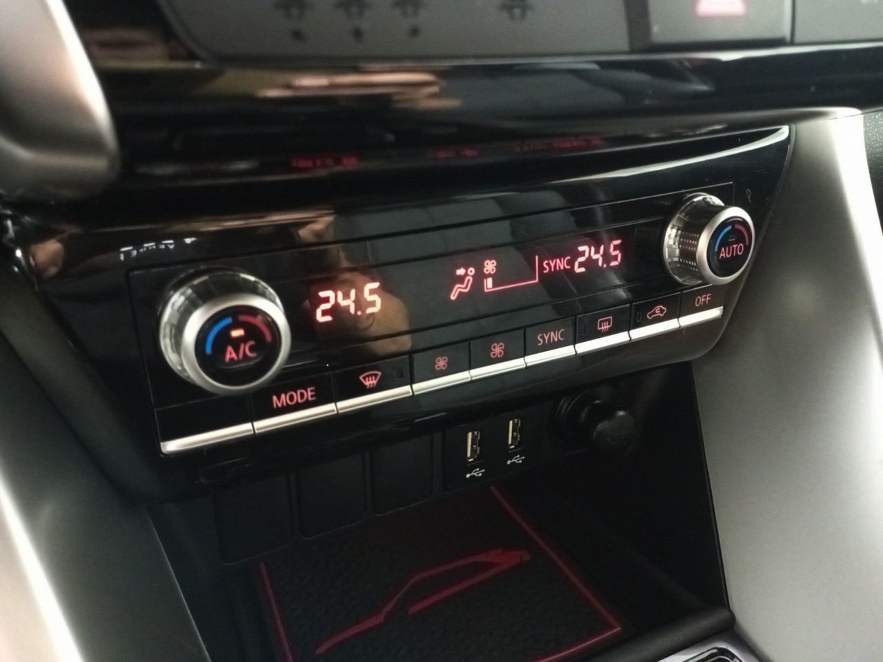 Mitsubishi Eclipse Cross 2.4 PHEV Kaiteki 4WD - foto 18