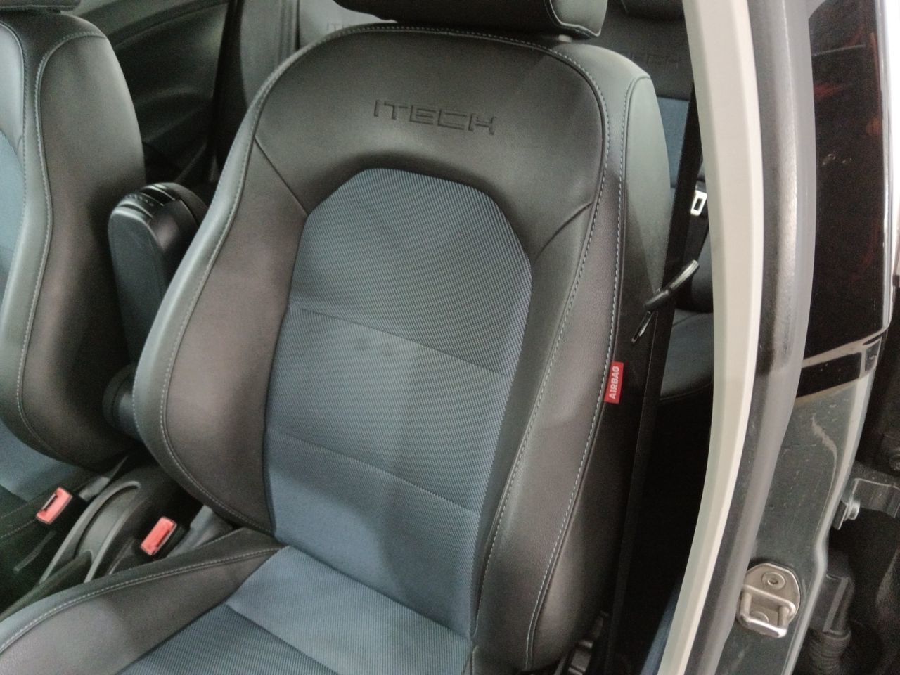 SEAT Ibiza 1.6 TDI Style ITech 30 Aniversario - foto 19