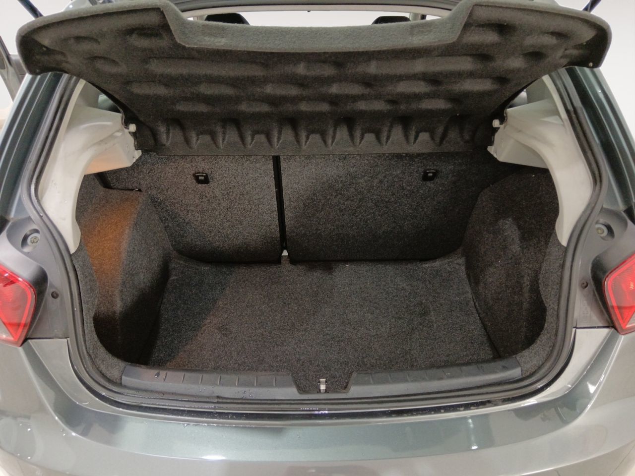 SEAT Ibiza 1.6 TDI Style ITech 30 Aniversario - foto 12