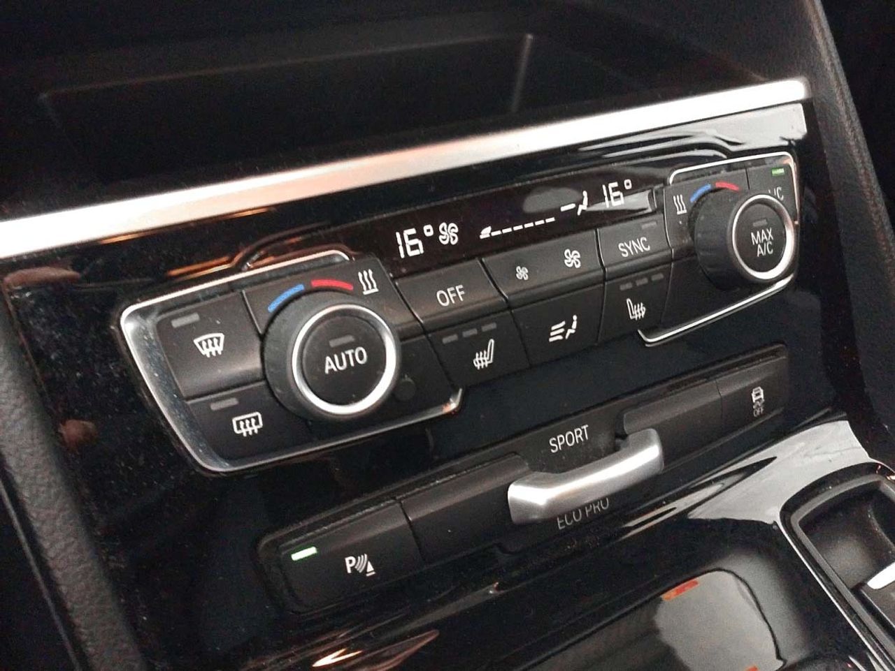 BMW Serie 2 216i Gran Tourer - foto 23