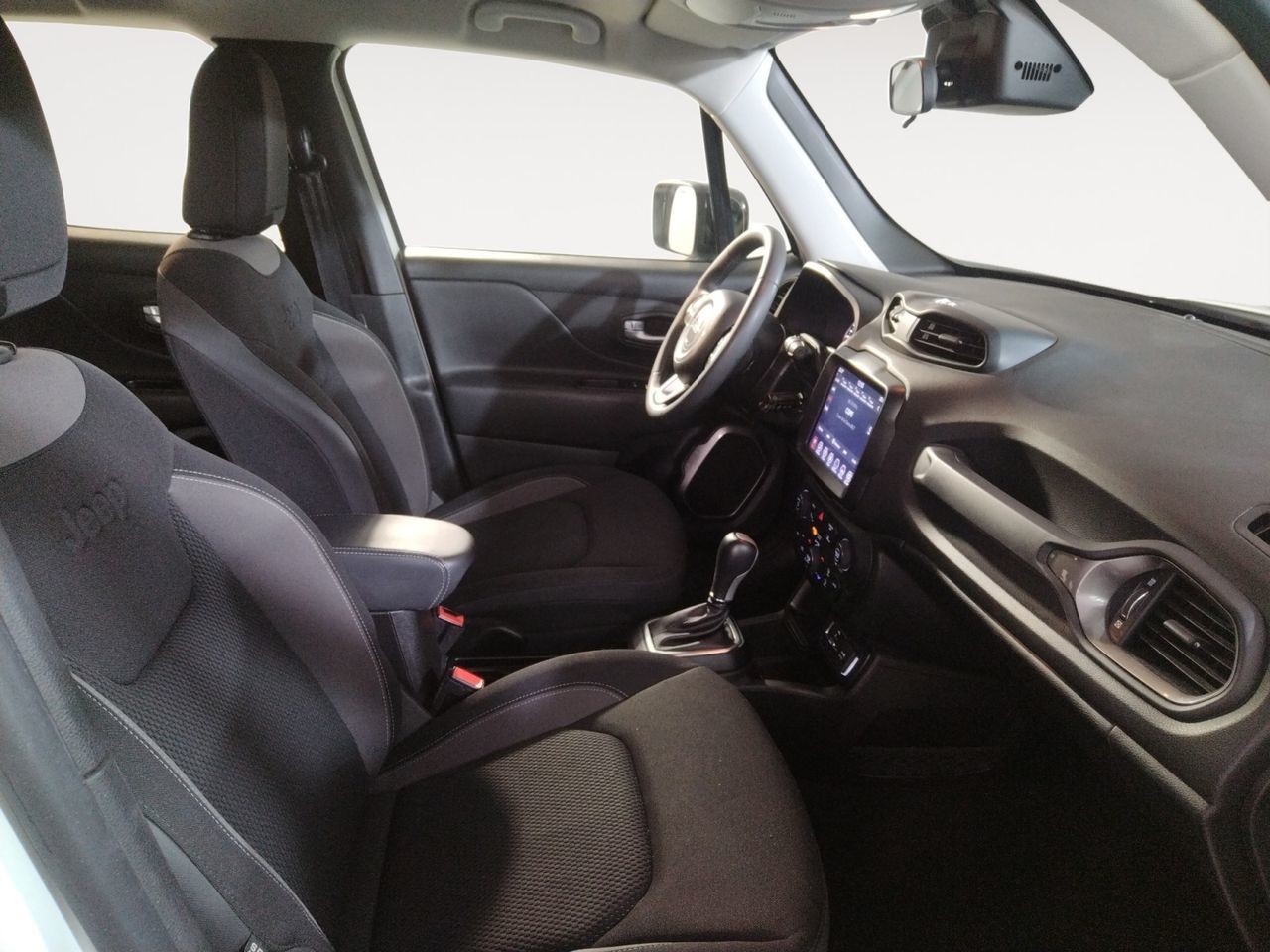 Jeep Renegade eHybrid 1.5 Limited ATX - foto 11