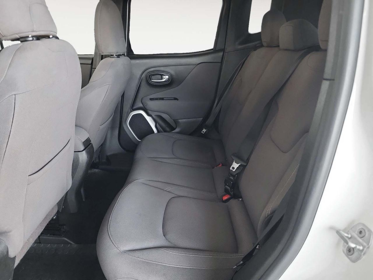 Jeep Renegade 2.0 MultiJet Night Eagle 4x4 Active Drive - foto 10