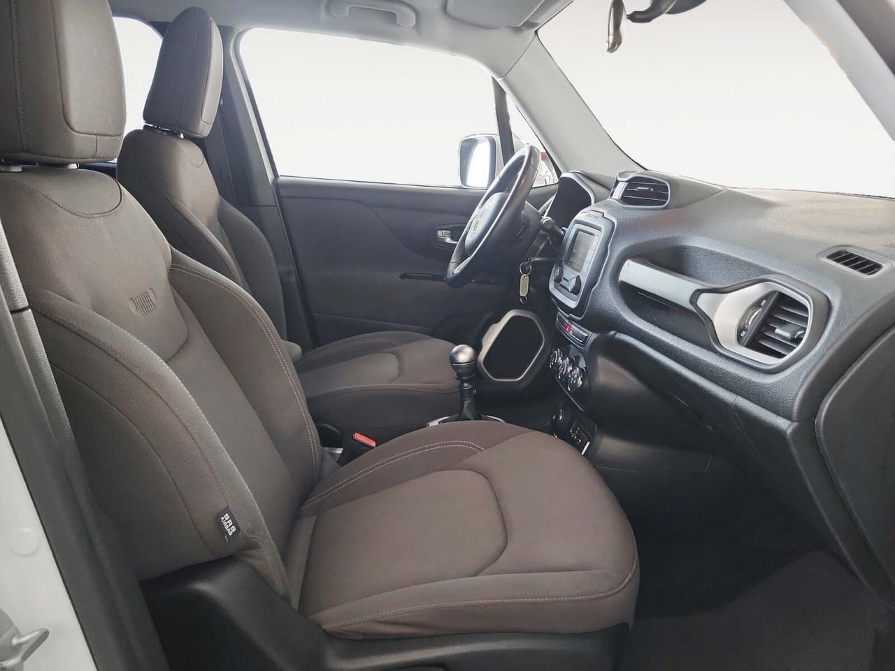 Jeep Renegade 2.0 MultiJet Night Eagle 4x4 Active Drive - foto 11