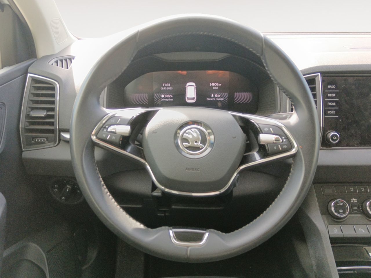 Škoda Karoq 2.0 TDI Selection - foto 8