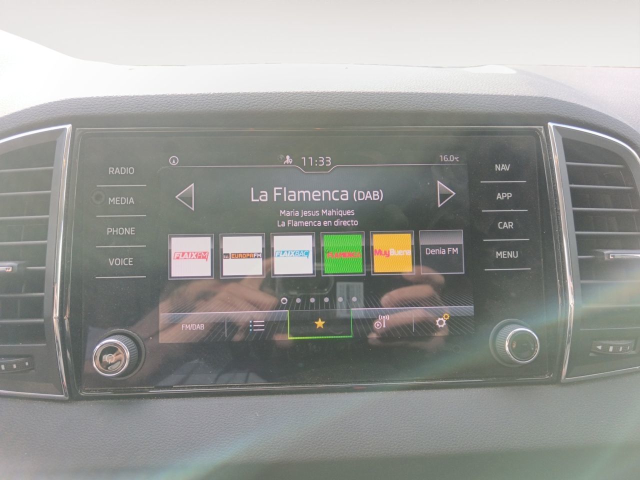 Škoda Karoq 2.0 TDI Selection - foto 16