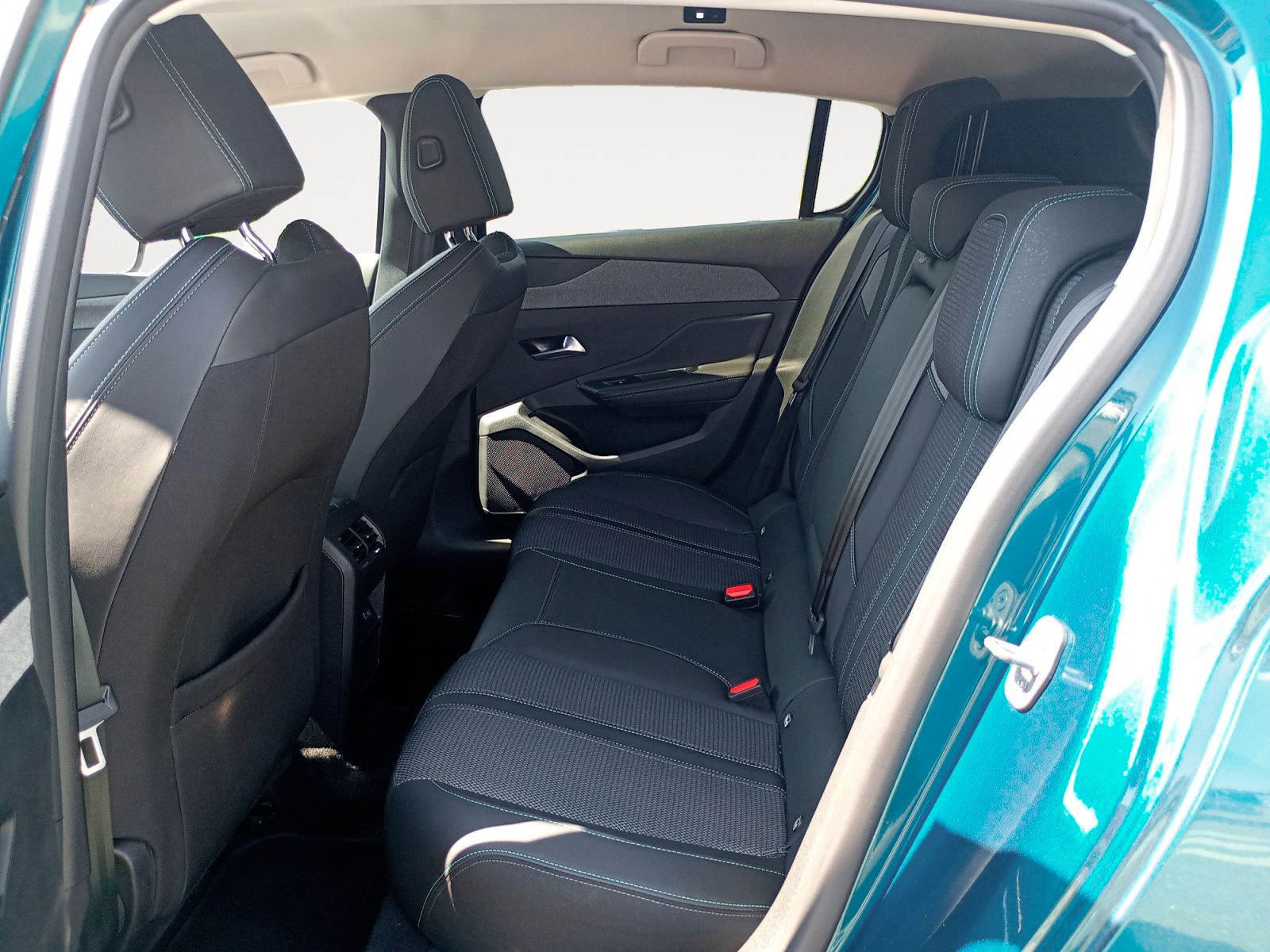 Peugeot 308 PureTech 130 Allure - foto 12
