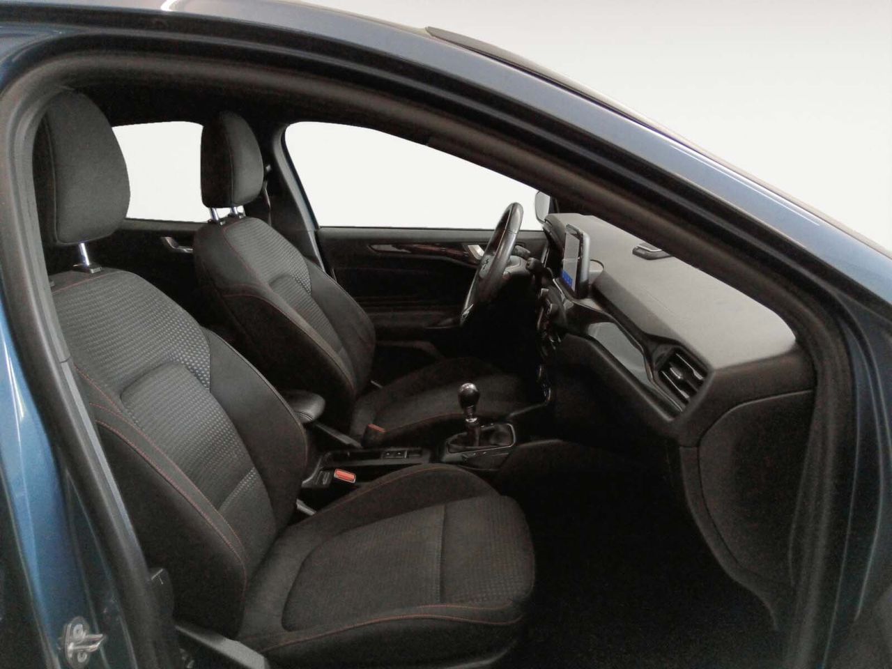 Ford Focus 1.0 EcoBoost ST-Line - foto 11
