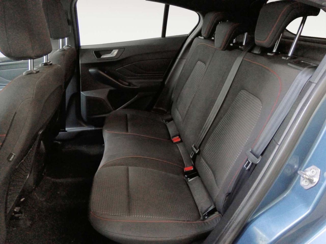 Ford Focus 1.0 EcoBoost ST-Line - foto 10