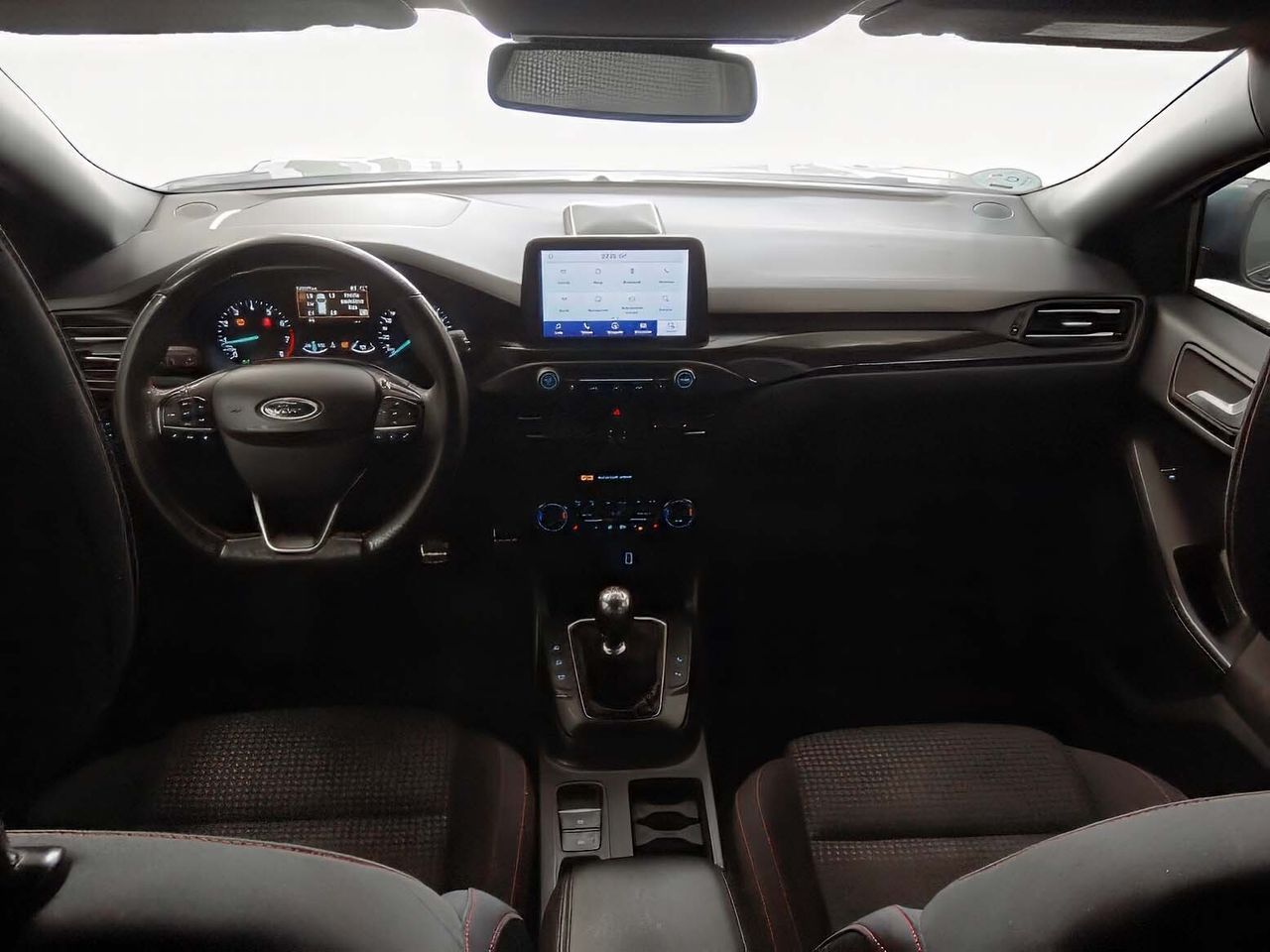Ford Focus 1.0 EcoBoost ST-Line - foto 7