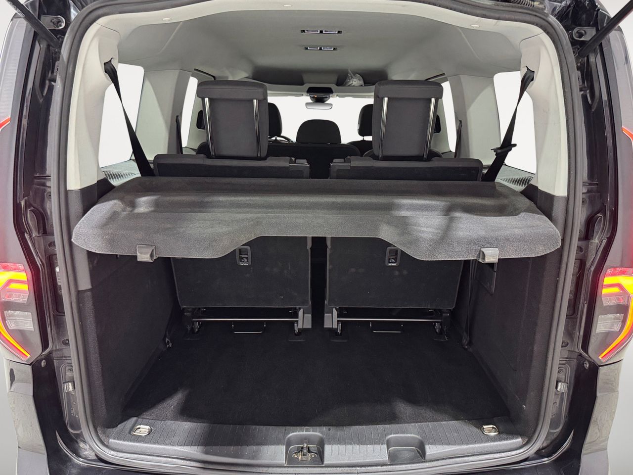 Volkswagen Caddy Maxi Life 1.5 TSI DSG - foto 13