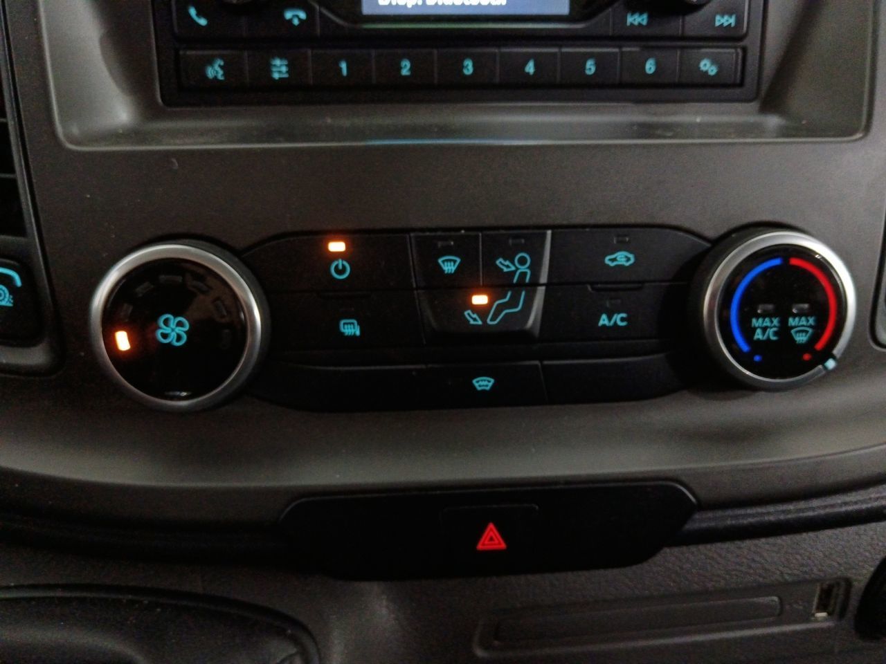 Ford Transit Furgon 350 L3H2 Trend - foto 18
