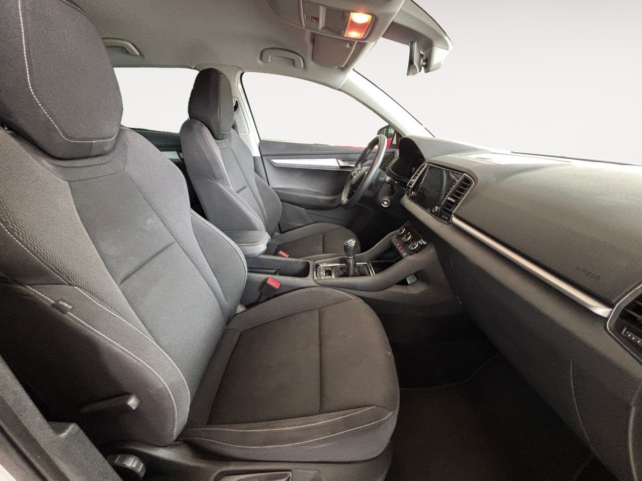 Škoda Karoq 2.0 TDI Selection - foto 11
