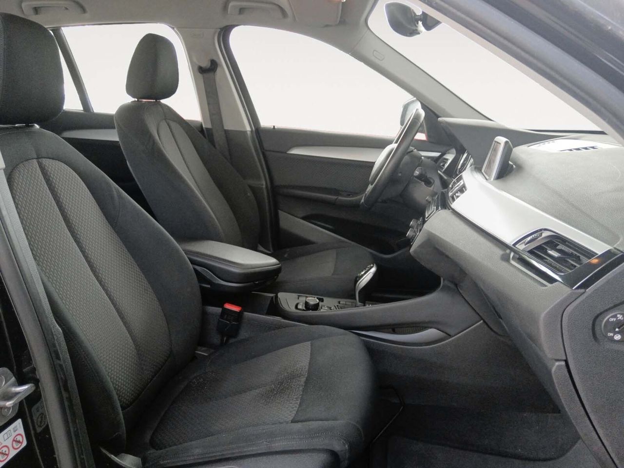BMW X1 sDrive16d - foto 11