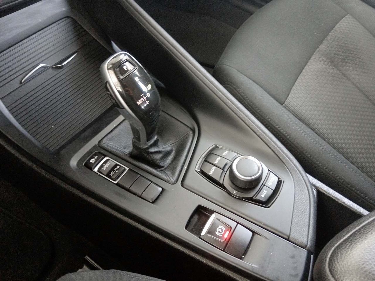 BMW X1 sDrive16d - foto 13