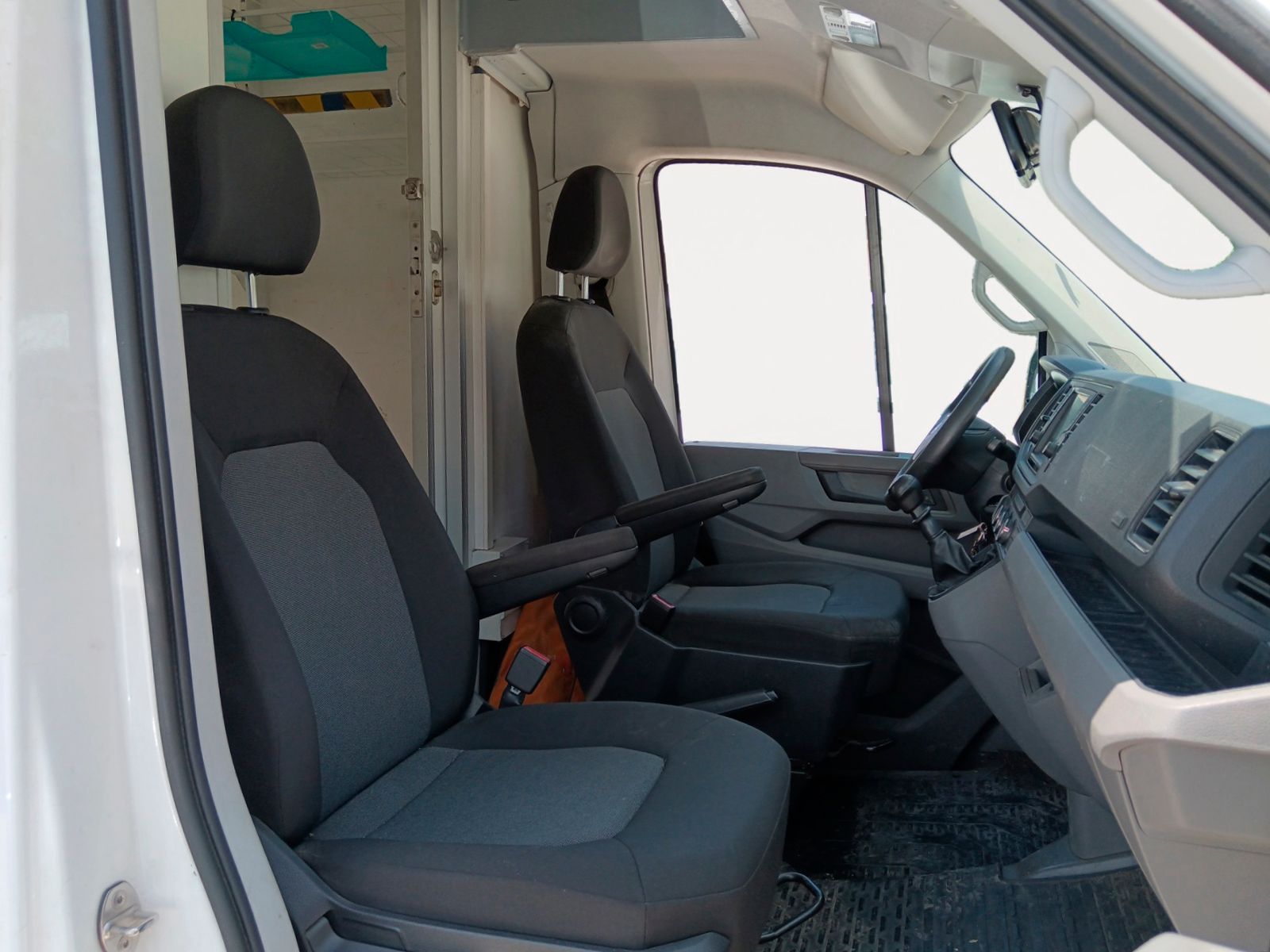 Volkswagen Crafter Cabina Simple Batalla Larga Sin Techo 2.0 TDI 3.500 - foto 12