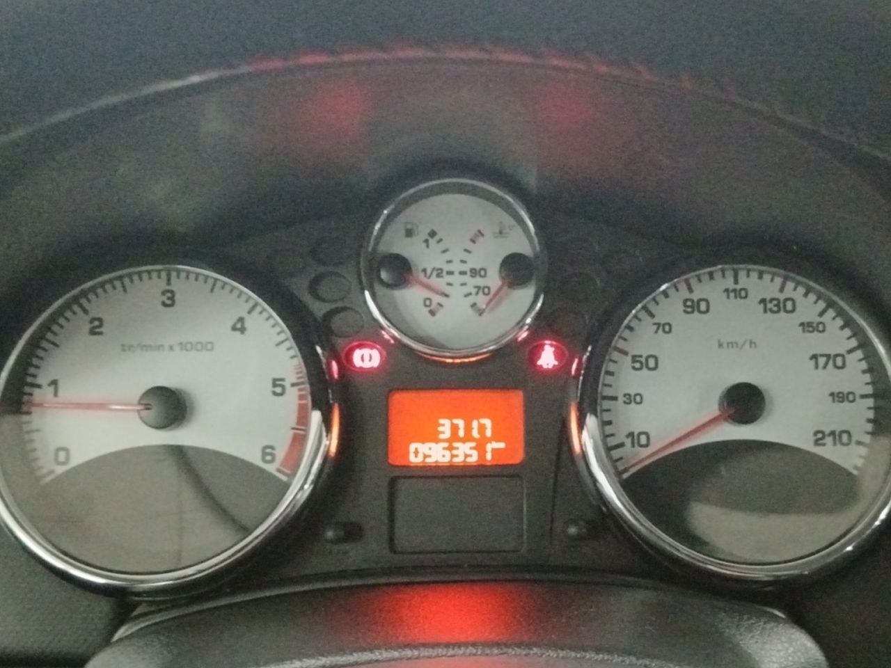 Peugeot 207 1.4 HDi Active FAP - foto 12