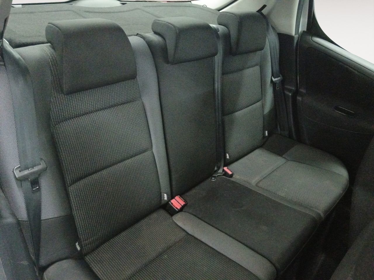Peugeot 207 1.4 HDi Active FAP - foto 9