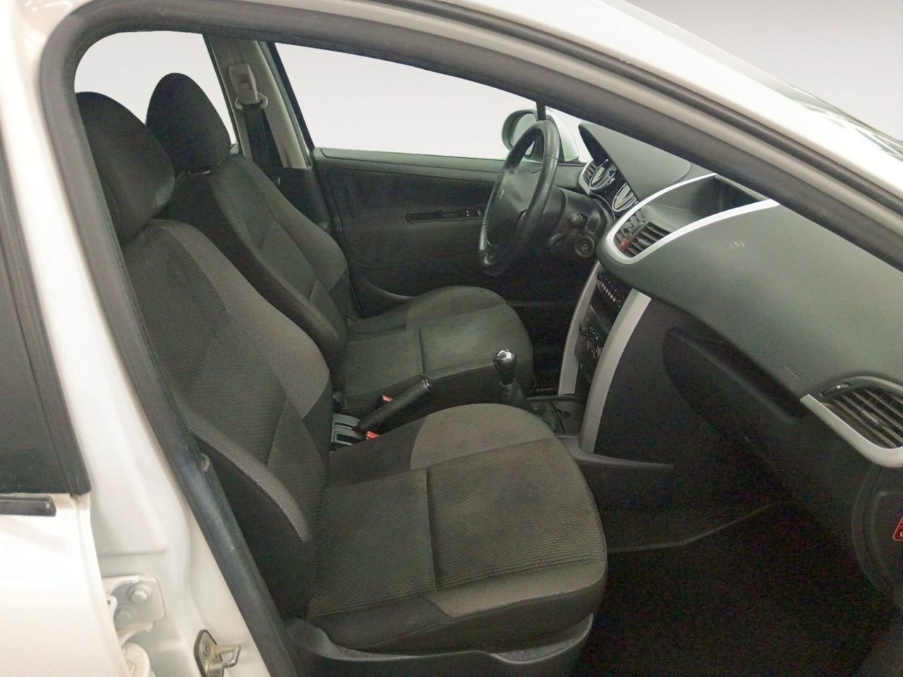 Peugeot 207 1.4 HDi Active FAP - foto 10