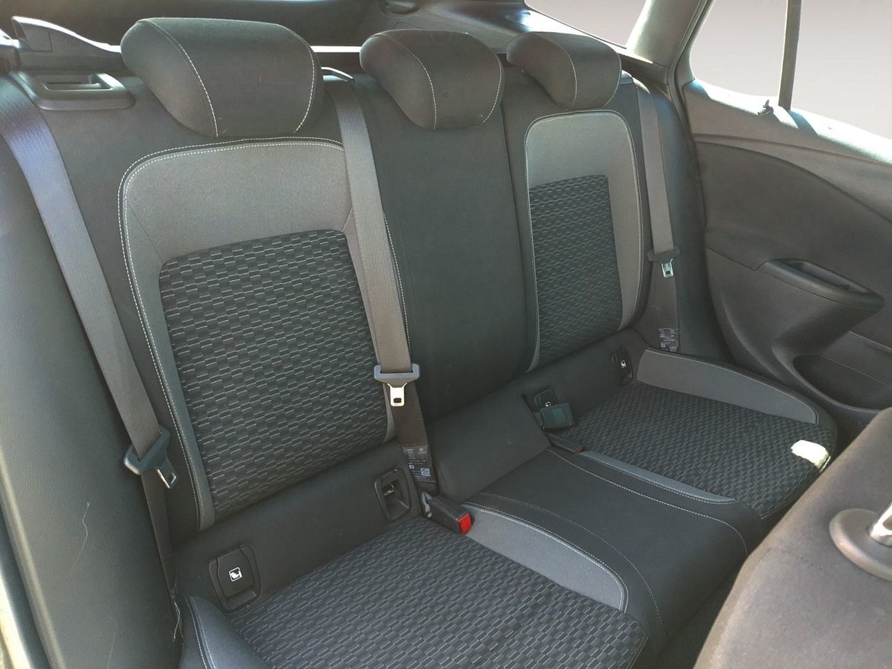 Opel Astra Sports Tourer 1.5D DVH Business Elegance - foto 9