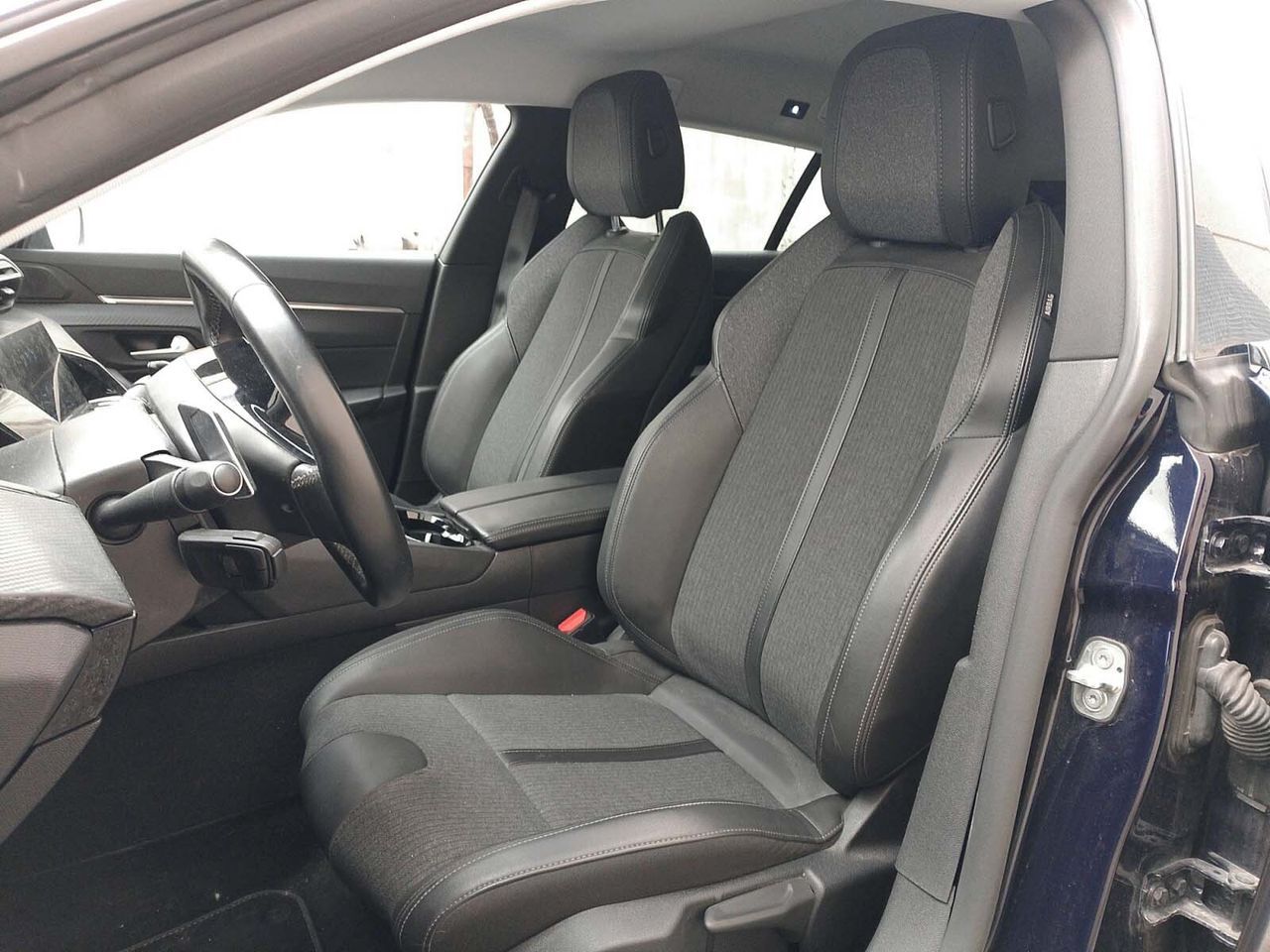 Peugeot 508 BlueHDi 130 Allure Pack EAT8 - foto 23
