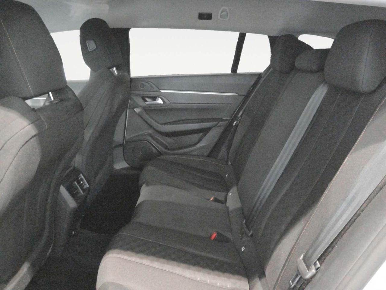 Peugeot 508 BlueHDi 130 Active EAT8 - foto 11