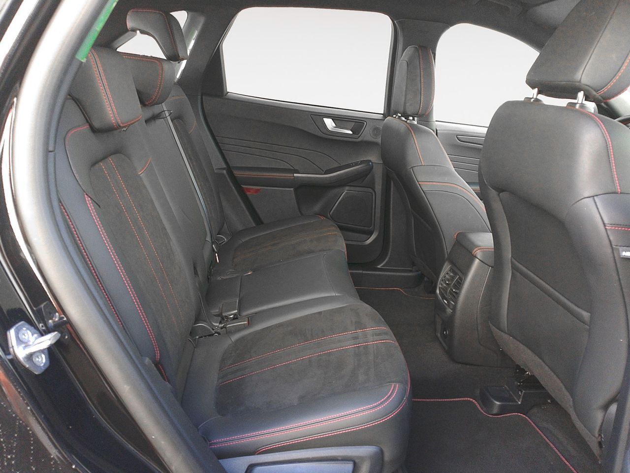 Ford Kuga 2.5 Duratec PHEV ST-Line X - foto 11
