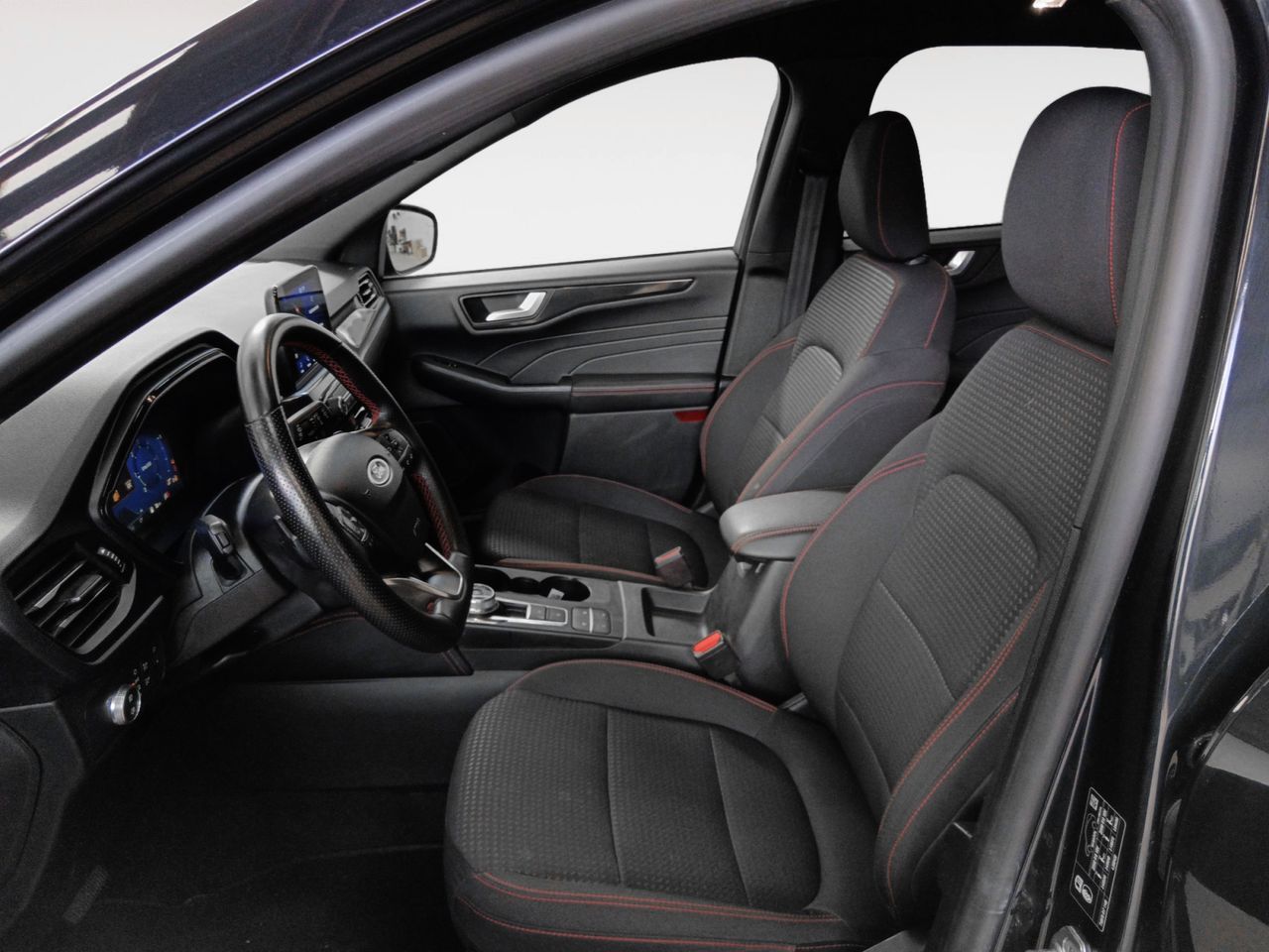 Ford Kuga 1.5 EcoBlue ST-Line - foto 11