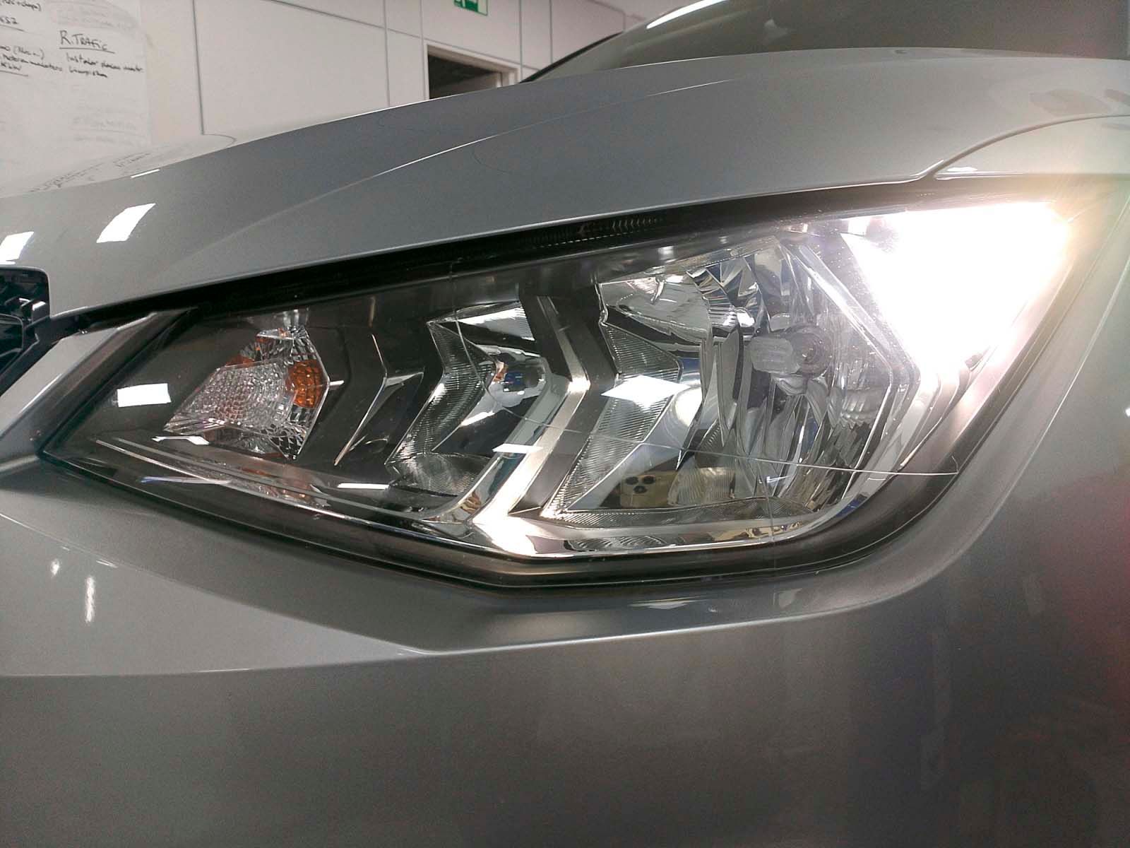 SEAT Arona 1.0 TSI Style Go2 - foto 24