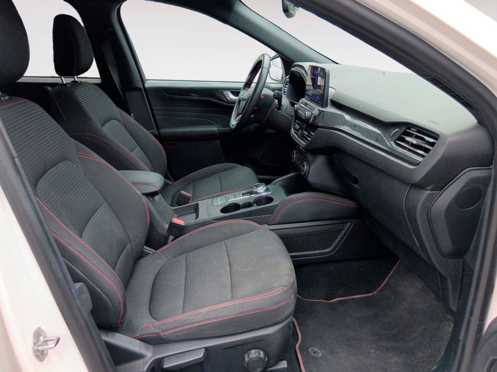 Ford Kuga 2.5 Duratec PHEV ST-Line - foto 13