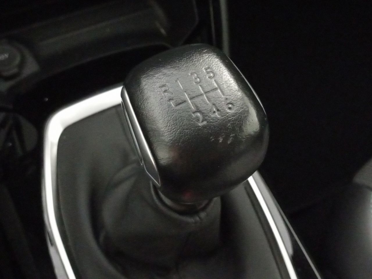 Peugeot 2008 PureTech 100 Allure - foto 13