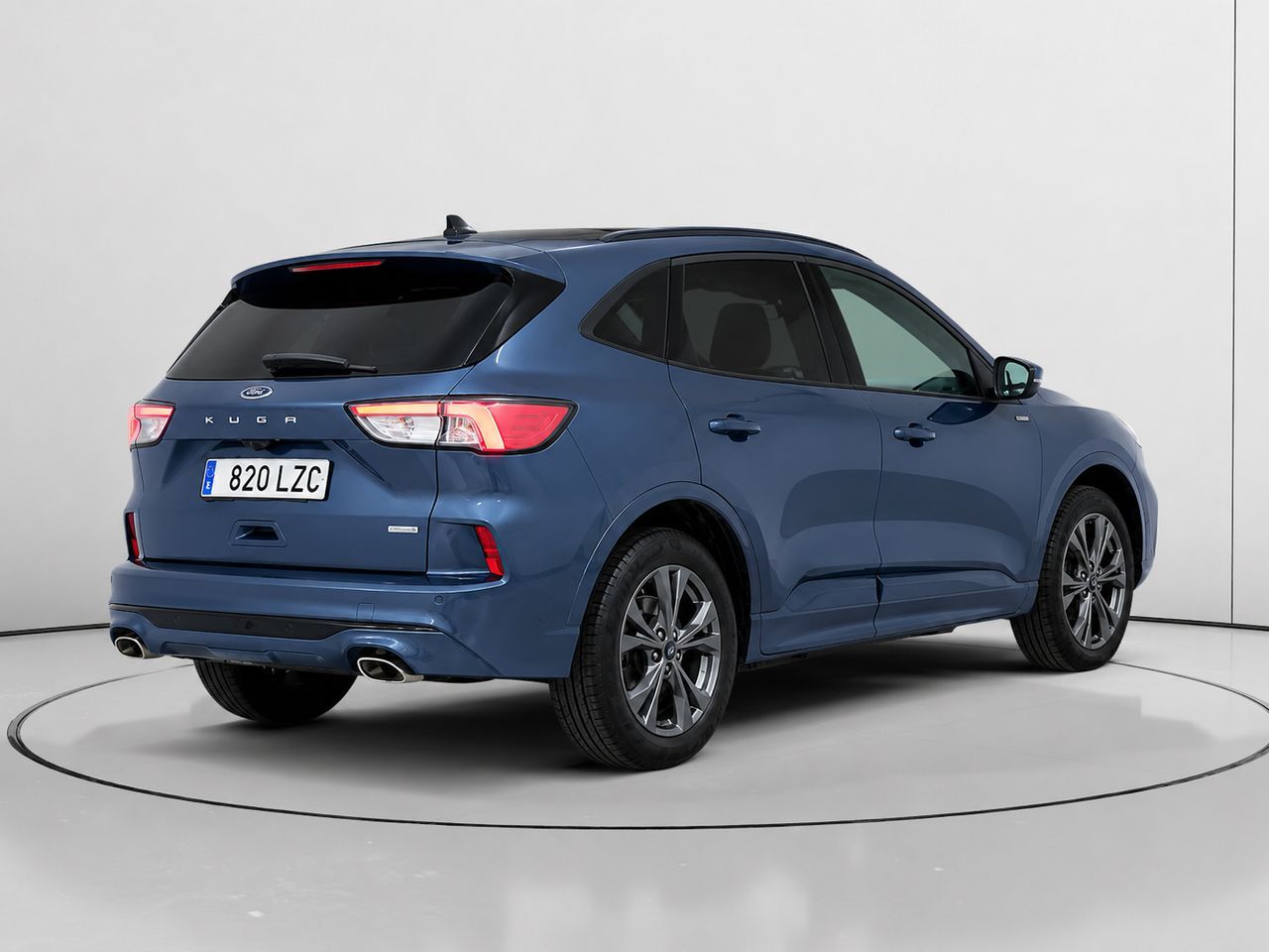 Ford Kuga 2.5 Duratec PHEV ST-Line - foto 3