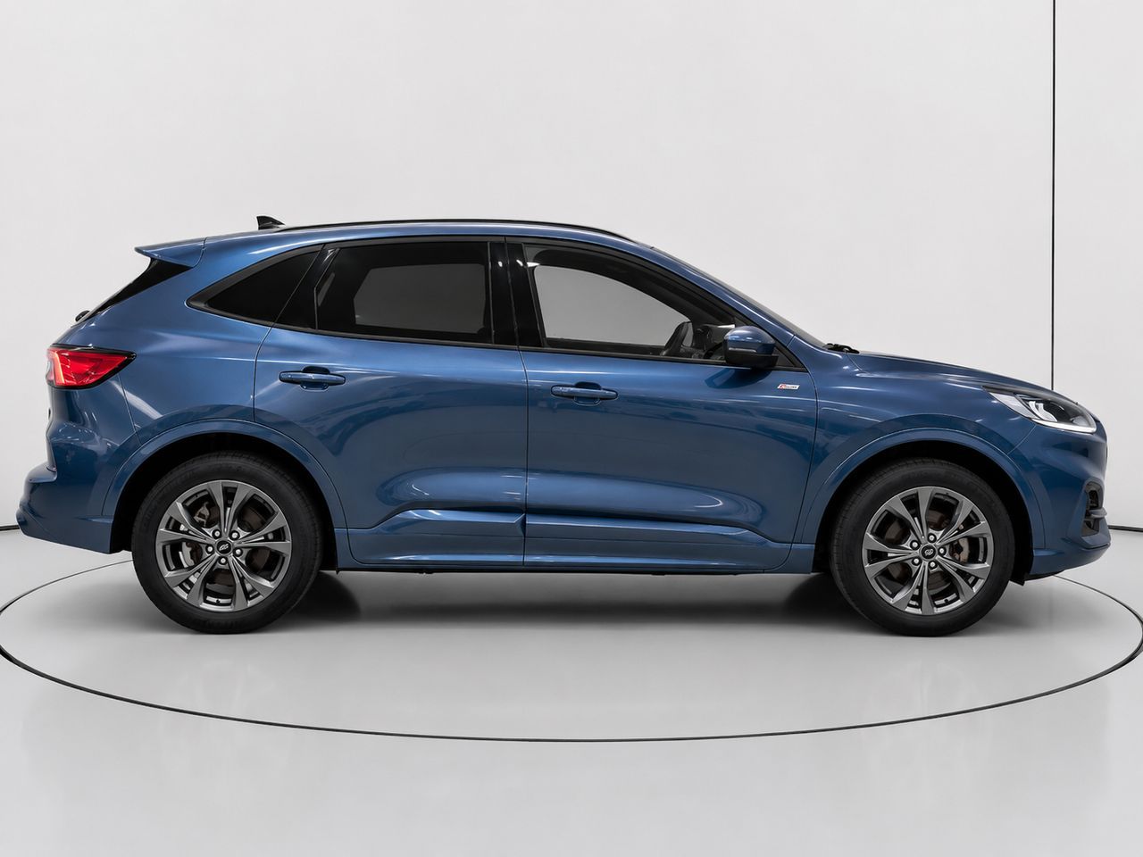 Ford Kuga 2.5 Duratec PHEV ST-Line - foto 2