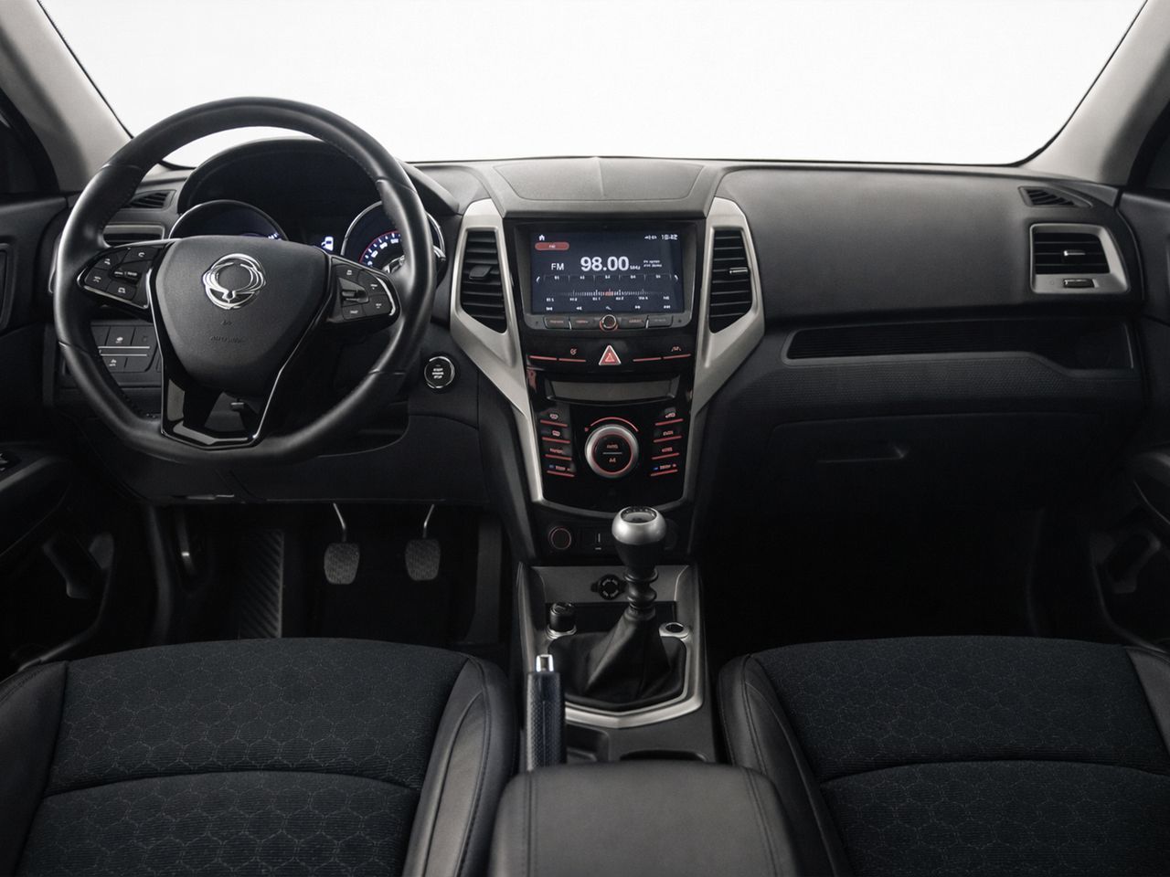 SsangYong Tivoli G16 Limited 4x2 - foto 7