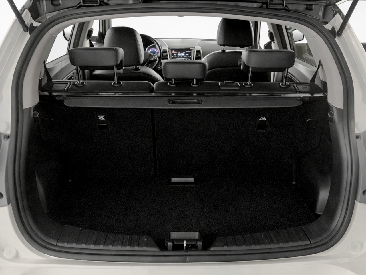 SsangYong Tivoli G16 Limited 4x2 - foto 12