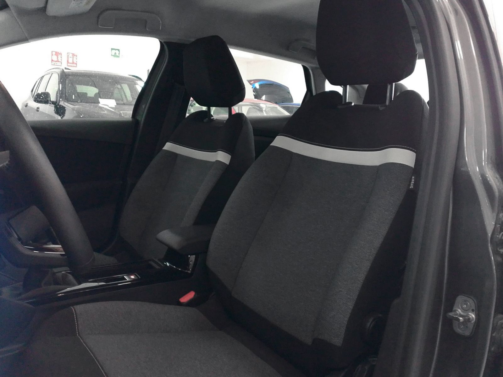 Citroën C4 X PureTech 100 You - foto 21
