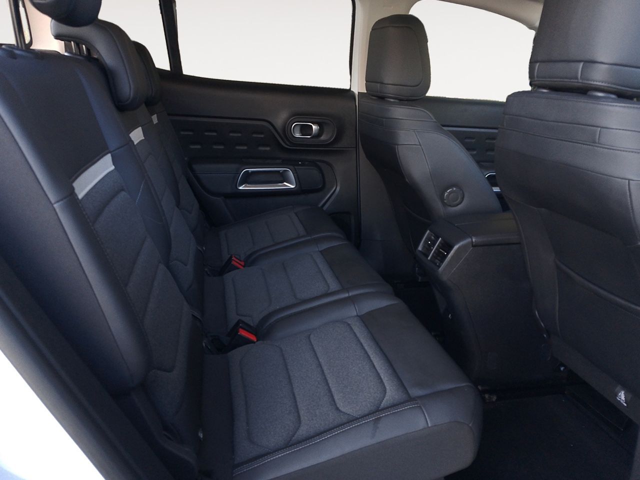 Citroën C5 Aircross PureTech 130 Plus - foto 11