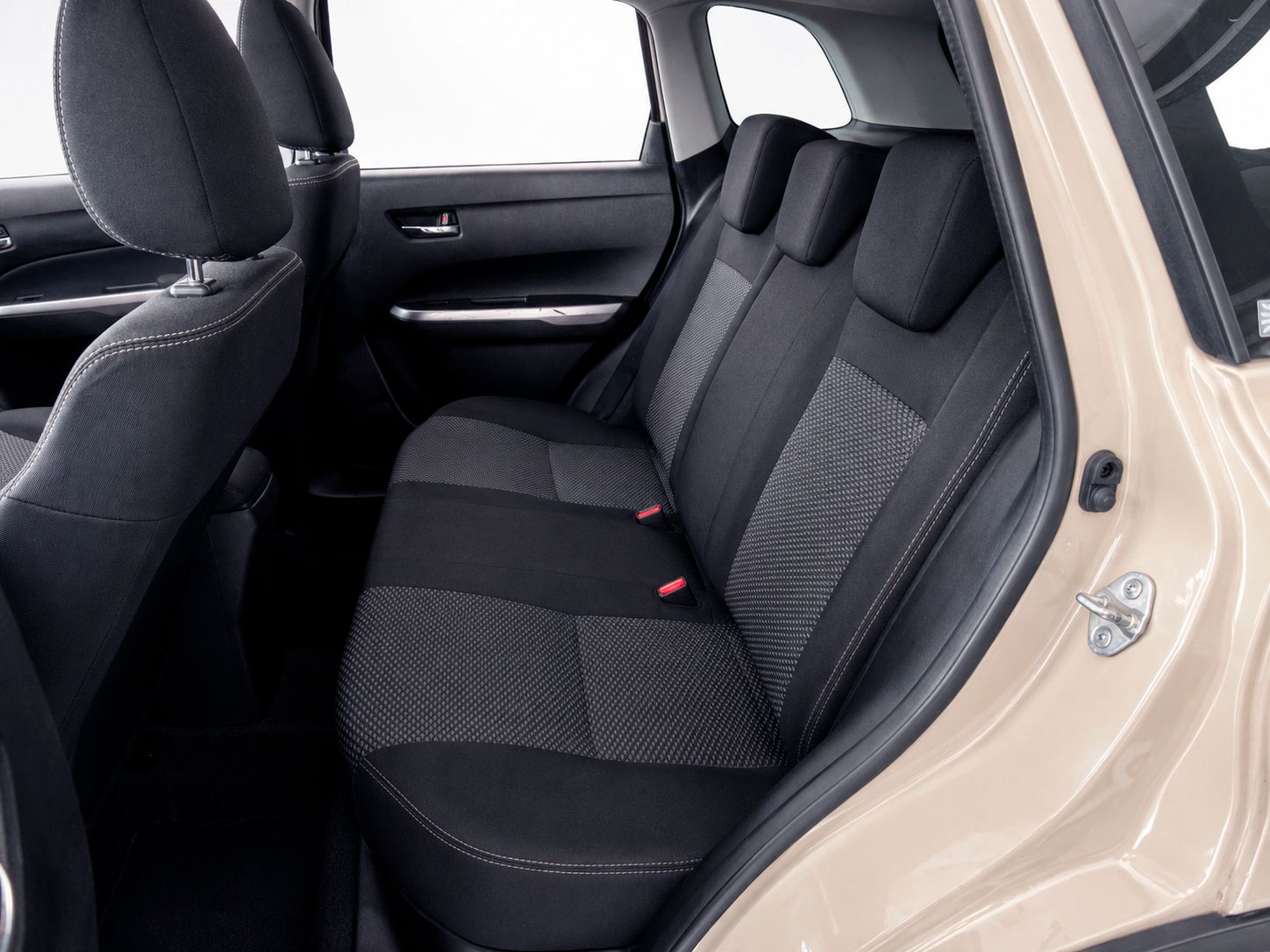 Suzuki Vitara 1.4 T Mild Hybrid GLE 4WD - foto 12
