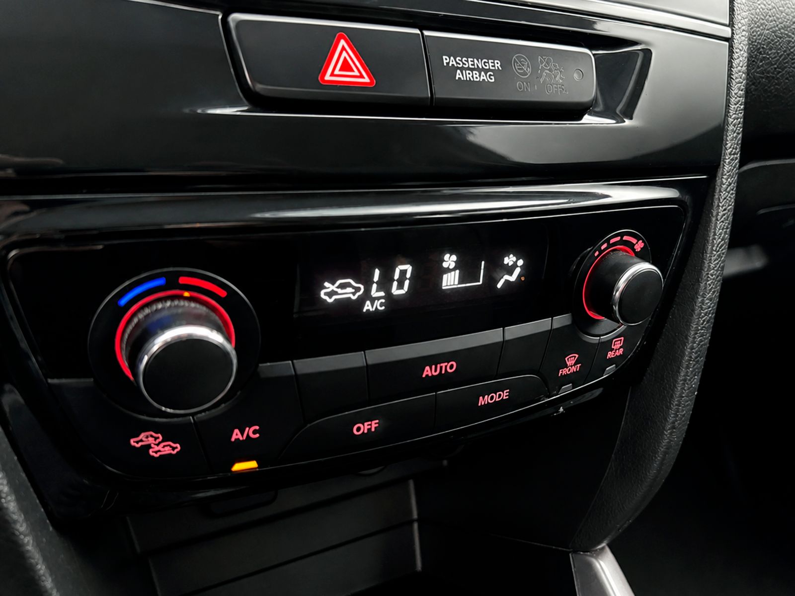 Suzuki Vitara 1.4 T Mild Hybrid GLE 4WD - foto 20